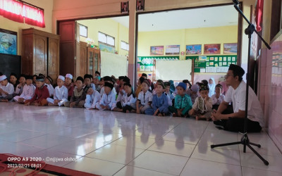 Kegiatan Isro’ Mi’Raj SDN Pucanganom 1